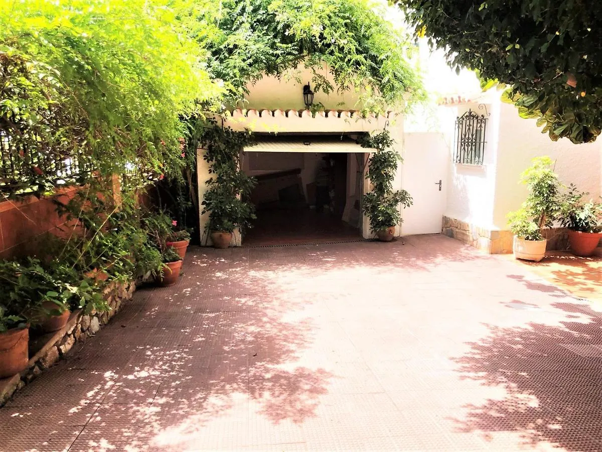 Semesterbostad Villa Pinares-Malaga: pool, garden, garaje, wifi,